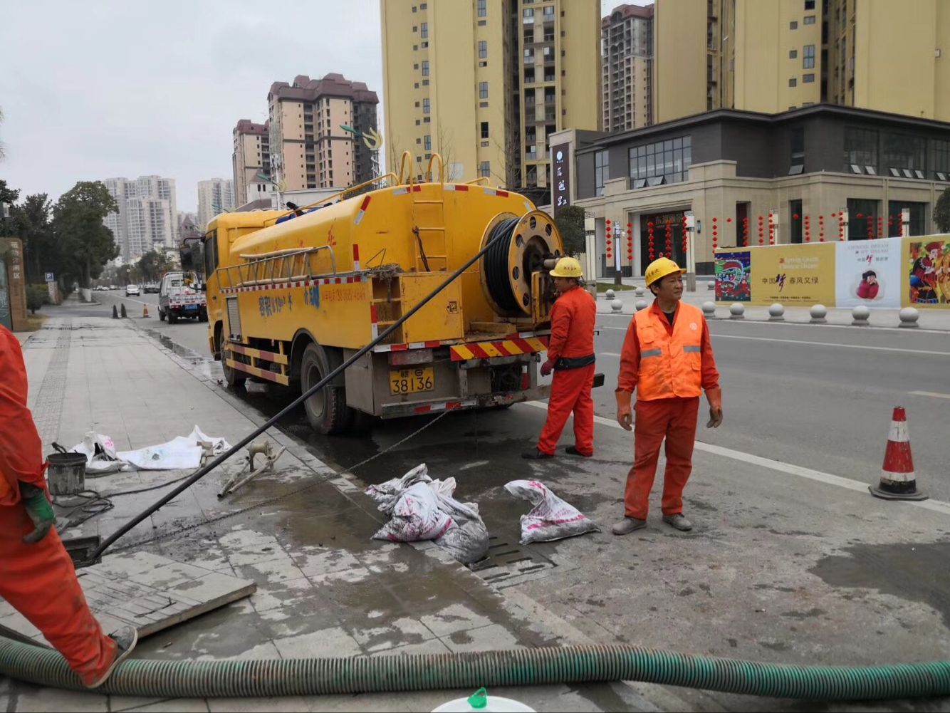 三角镇排污管道清淤-管道清洗